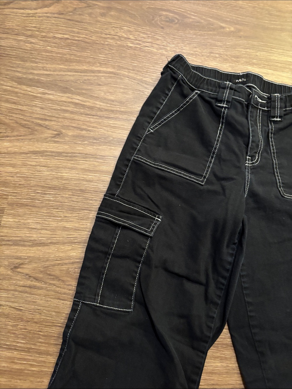 Rue21 Skater Pant Black Cargo Pants Y2K white Contrast Stitching Juniors M - Picture 3 of 6